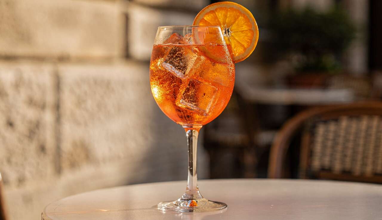 Recette du cocktail Spritz Aperol : l'apéritif italien idéal