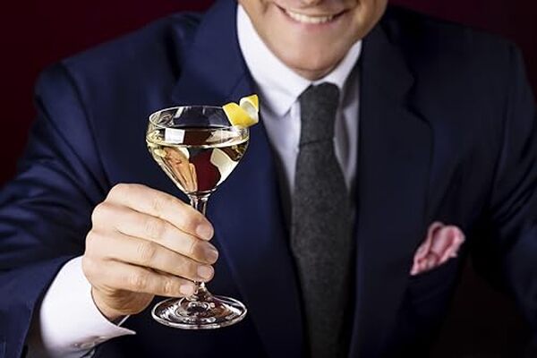 Découvrez notre avis complet sur le verre à cocktail Riedel Nick & Nora 118 ml : design, qualité et expérience de dégustation.