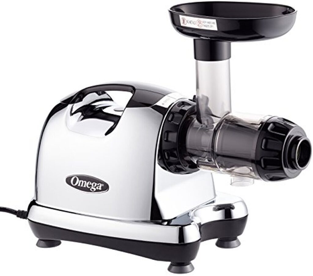 Test de l'extracteur de jus Omega 8226 chromé argenté