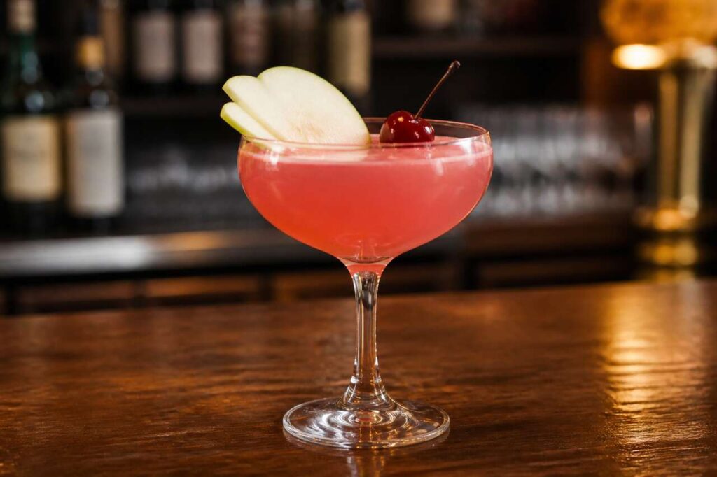 Recette du jack rose : un cocktail au calvados innovant