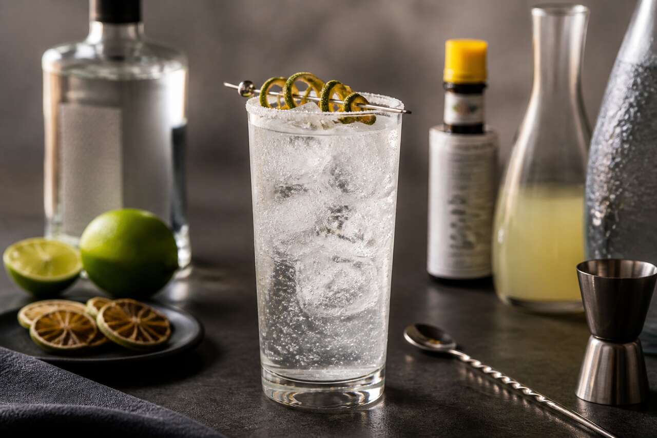 Recette du Gin Rickey : le cocktail rafra&icirc;chissant au gin et citron vert