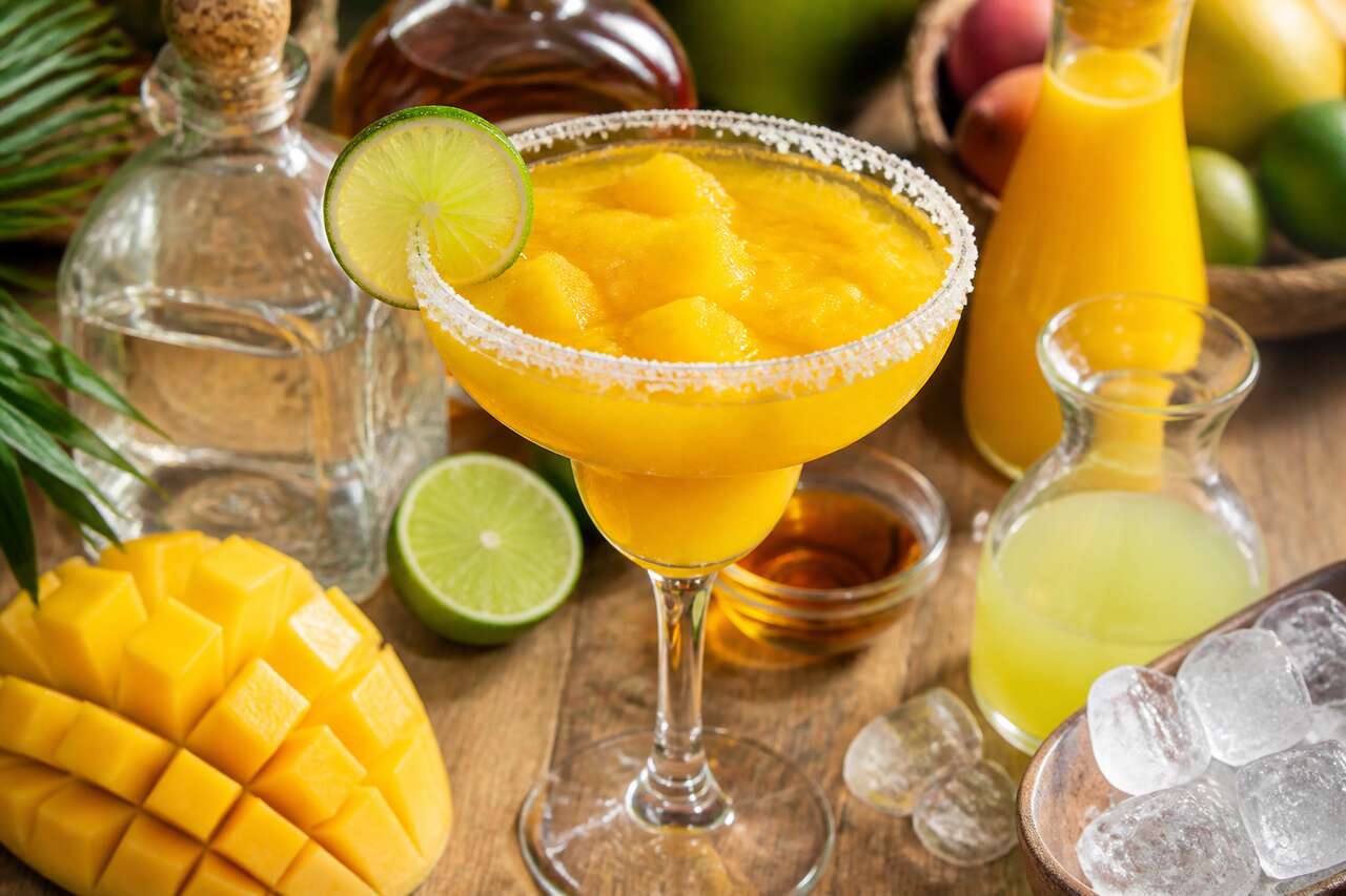 Recette de margarita &agrave; la mangue : un cocktail exotique &agrave; d&eacute;guster