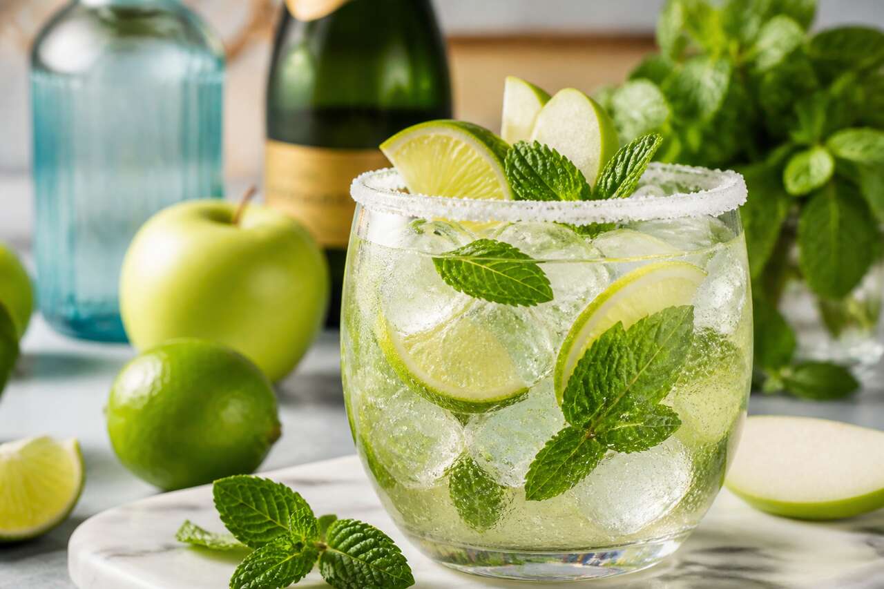Recette : mojito gin cidre pomme, une nouvelle touche fraîcheur