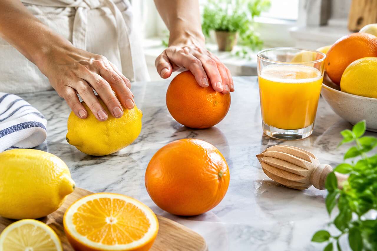 Préparer les agrumes pour extraire plus de jus Préparer les agrumes pour extraire plus de jus